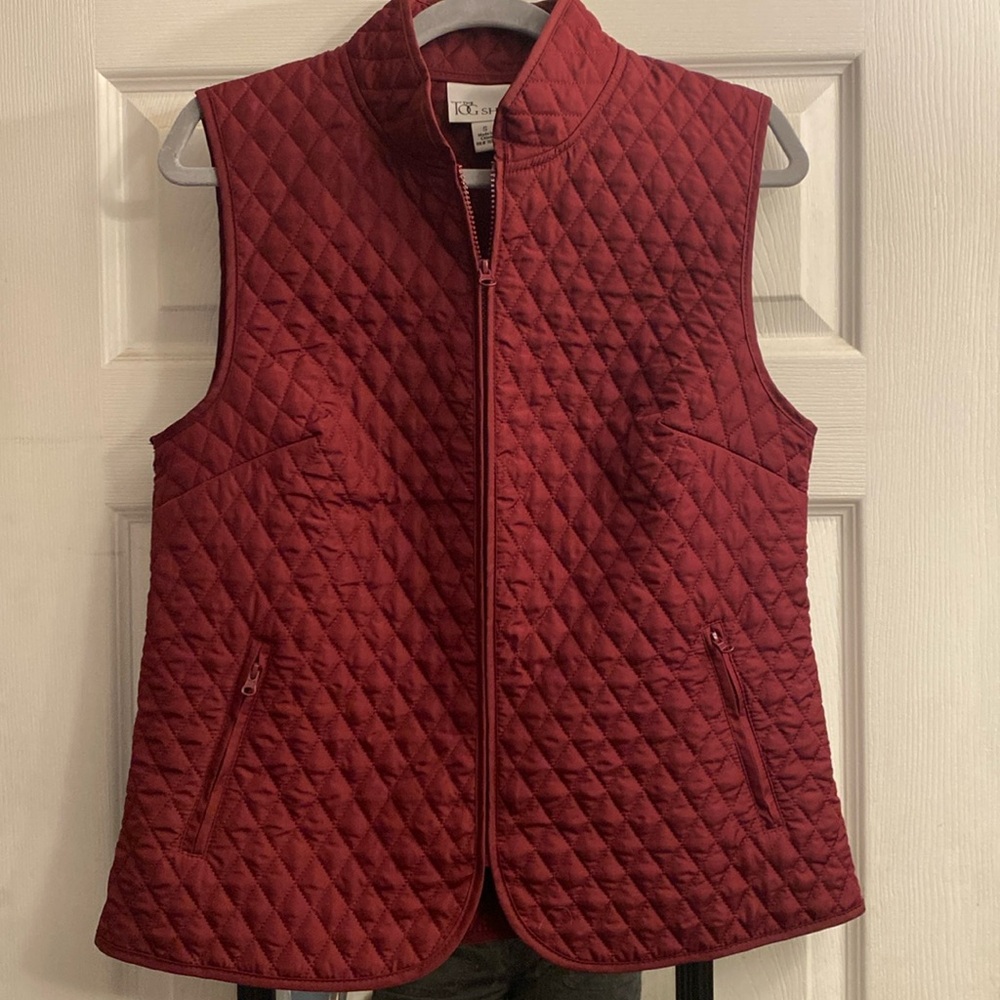 Tog Shop Women’s Maroon Diamond Quilted Vest S